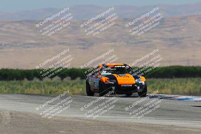 media/Jun-02-2024-CalClub SCCA (Sun) [[05fc656a50]]/Group 5/Race/